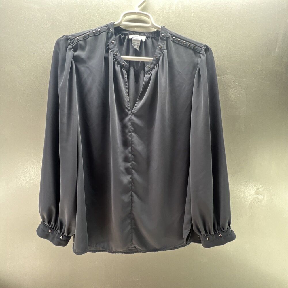 Carmen Top Women's Plus Size 2X Riveted V- Neck Long Sleeve Blouse